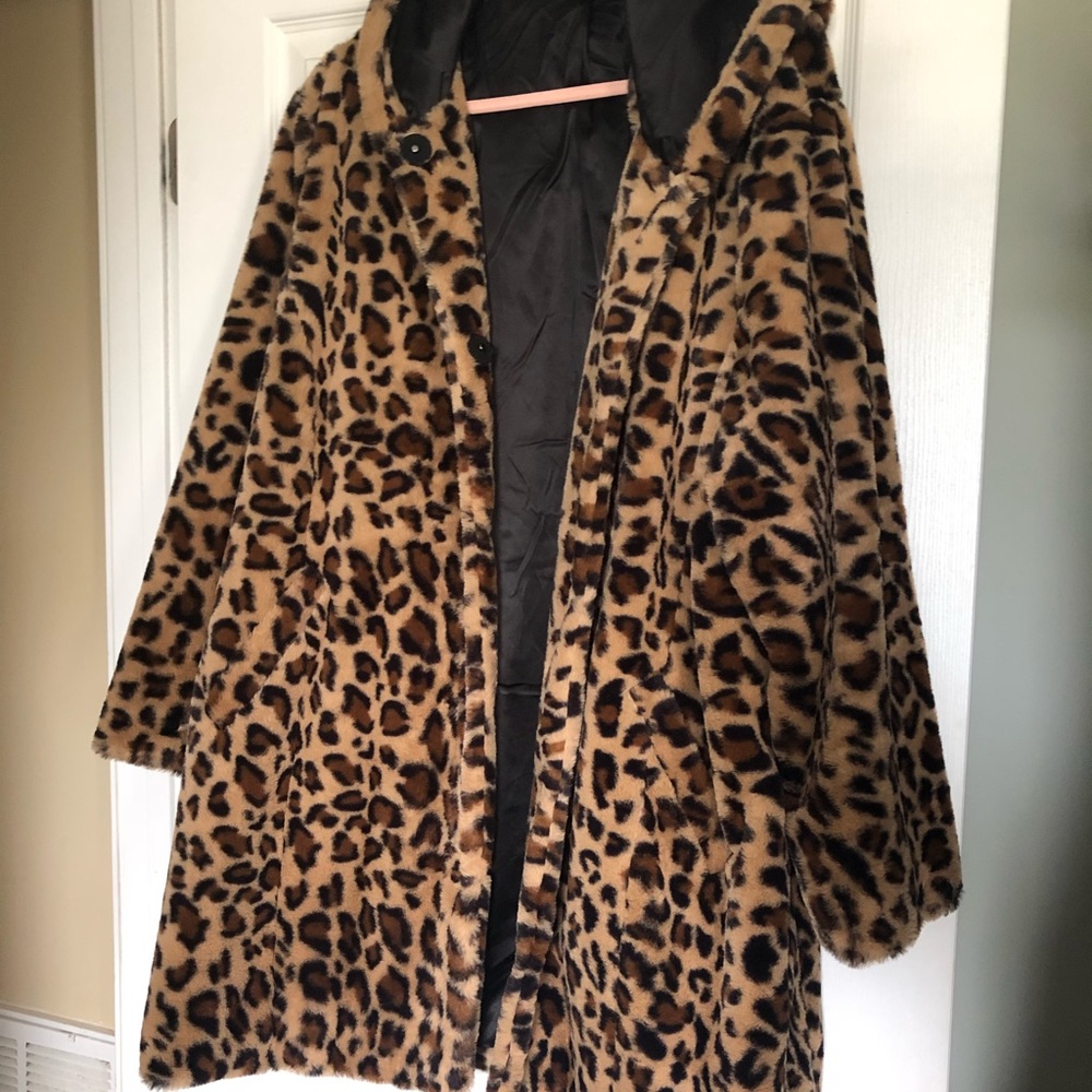 Torrid Leopard Faux Fur Coat with Hood Size 3